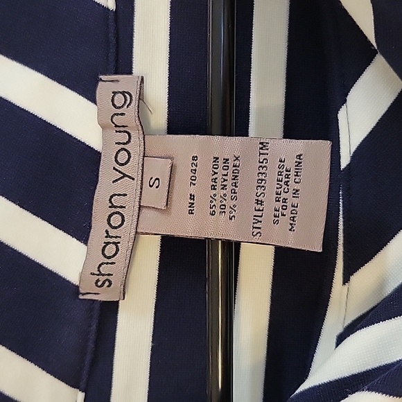 Sharon Young Size Small Navy blue and white striped top - Picture 4 of 4